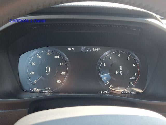 2019 Volvo XC40 T5 AWD Momentum