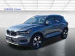 2019 Volvo XC40 T5 AWD Momentum
