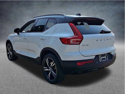 2021 Volvo XC40 T5 AWD R-Design
