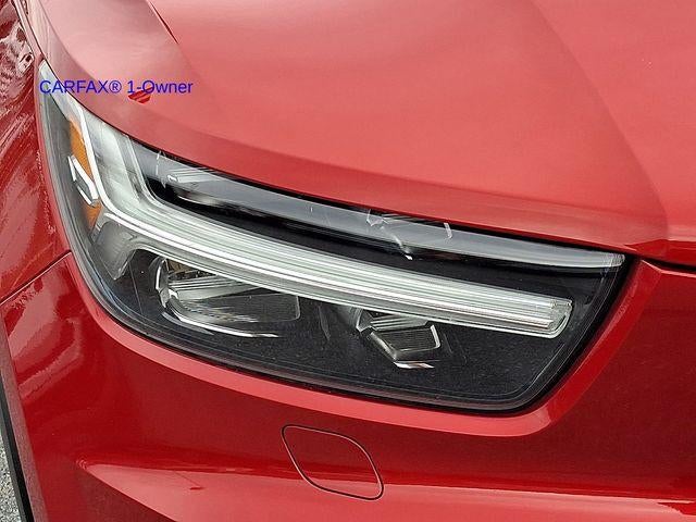 2021 Volvo XC40 T5 AWD R-Design