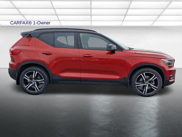 2021 Volvo XC40 T5 AWD R-Design