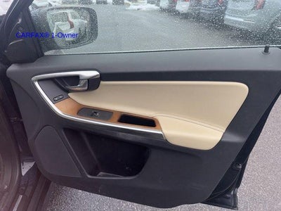 2017 Volvo XC60 T6 AWD Inscription