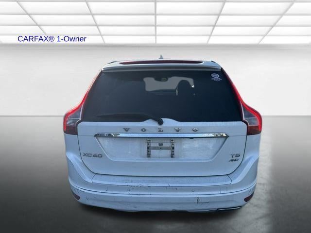 2016 Volvo XC60 AWD 4dr T5 Premier