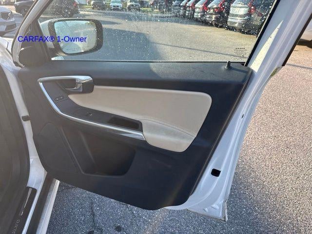 2016 Volvo XC60 AWD 4dr T5 Premier