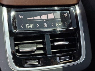 2019 Volvo XC90 T8 eAWD Plug-In Hybrid Inscription