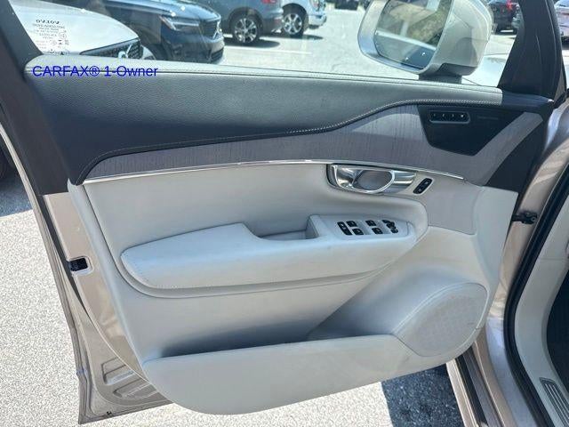 2025 Volvo XC90 Plug-In Hybrid T8 AWD Ultra 6-Seater