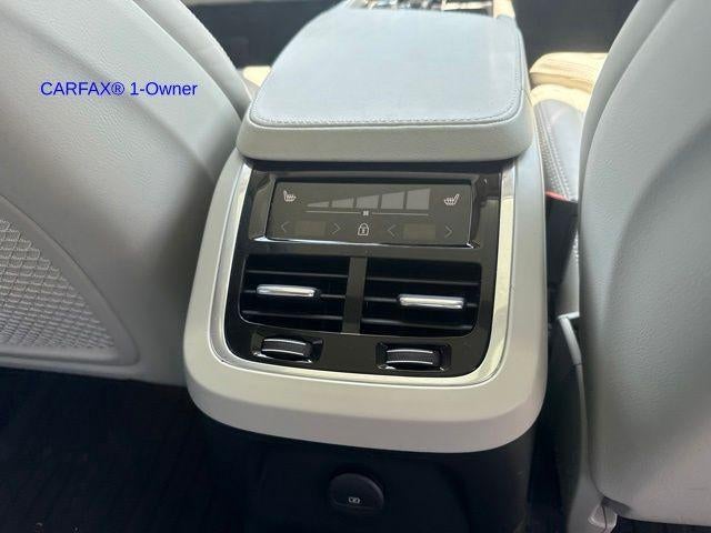 2025 Volvo XC90 Plug-In Hybrid T8 AWD Ultra 6-Seater