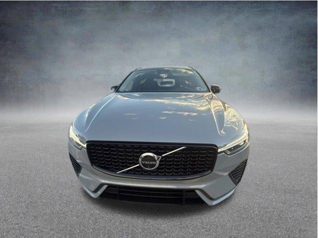 2025 Volvo XC60 Plug-In Hybrid T8 AWD Plus