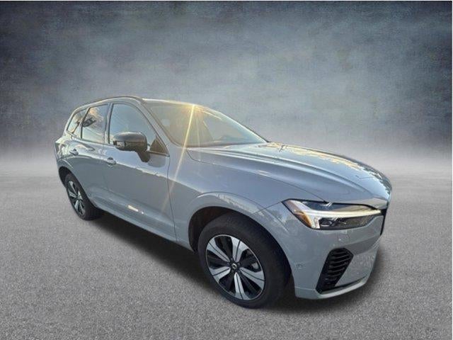 2025 Volvo XC60 Plug-In Hybrid T8 AWD Plus