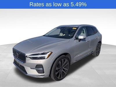 2023 Volvo XC60 B5 AWD Ultimate Bright Theme