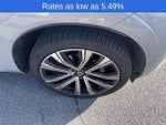 2023 Volvo XC60 B5 AWD Ultimate Bright Theme