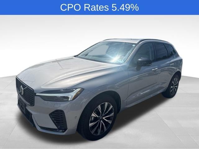 2024 Volvo XC60 B5 AWD Plus Dark Theme