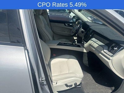 2024 Volvo XC60 B5 AWD Plus Dark Theme