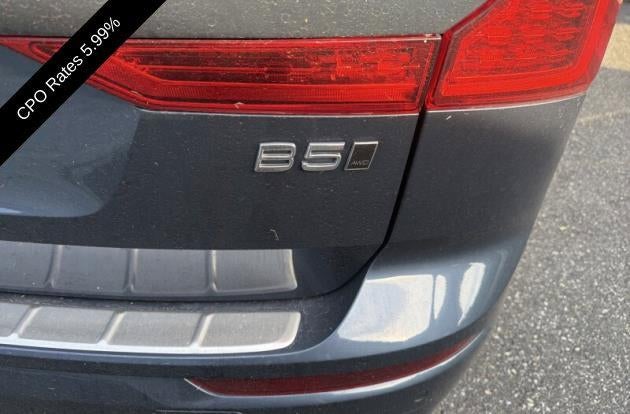2024 Volvo XC60 B5 AWD Ultimate Dark Theme