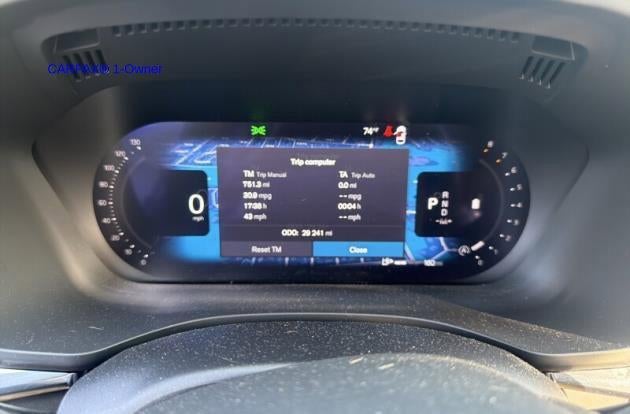 2024 Volvo XC60 B5 AWD Ultimate Dark Theme