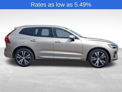 2023 Volvo XC60 B5 AWD Plus Bright Theme