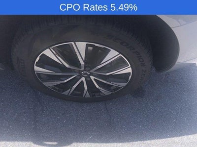 2023 Volvo XC60 B5 AWD Plus Bright Theme