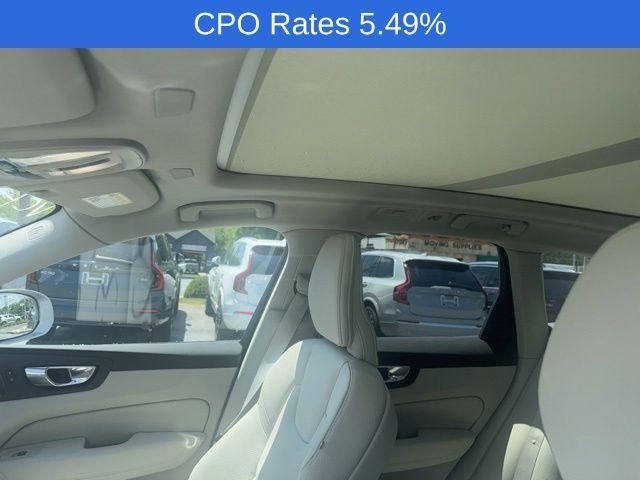 2023 Volvo XC60 B5 AWD Plus Bright Theme