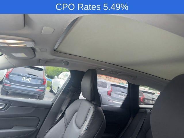2023 Volvo XC60 B5 AWD Plus Bright Theme