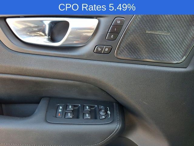 2023 Volvo XC60 B5 AWD Plus Bright Theme