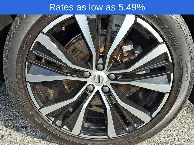 2023 Volvo XC60 B5 AWD Plus Dark Theme