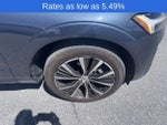 2023 Volvo XC60 B5 AWD Plus Dark Theme