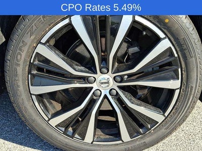 2023 Volvo XC60 B5 AWD Plus Dark Theme