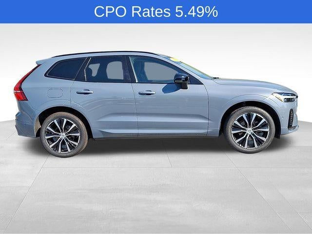 2023 Volvo XC60 B5 AWD Plus Dark Theme