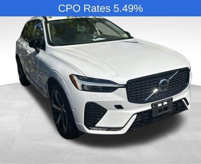 2023 Volvo XC60 B5 AWD Ultimate Dark Theme