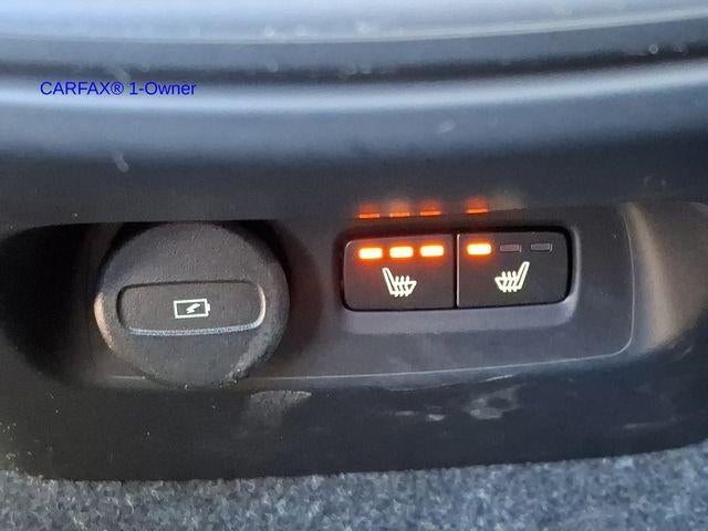 2026 Volvo XC40 B5 AWD Plus