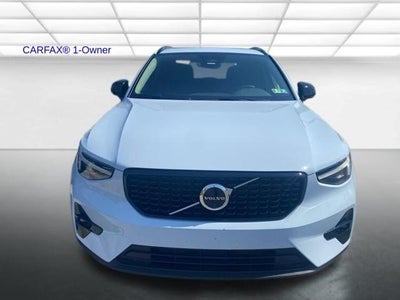 2026 Volvo XC40 B5 AWD Plus