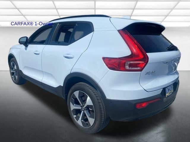 2026 Volvo XC40 B5 AWD Plus