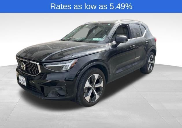 2023 Volvo XC40 B5 AWD Plus Bright Theme