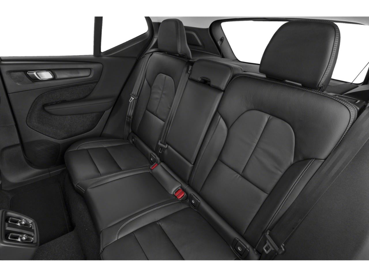 2023 Volvo XC40 B5 AWD Plus Dark Theme