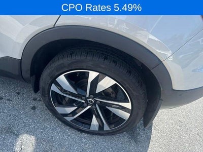 2023 Volvo XC40 B5 AWD Plus Dark Theme