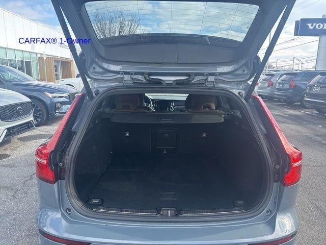 2024 Volvo V60 Cross Country B5 AWD Plus