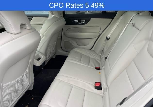 2024 Volvo V60 Cross Country B5 AWD Plus