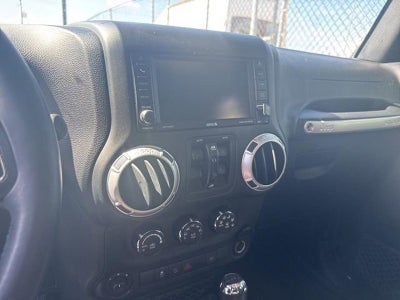 2015 Jeep Wrangler Unlimited 4WD 4dr Sahara