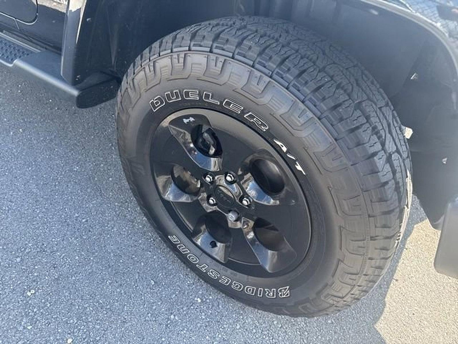 2015 Jeep Wrangler Unlimited 4WD 4dr Sahara