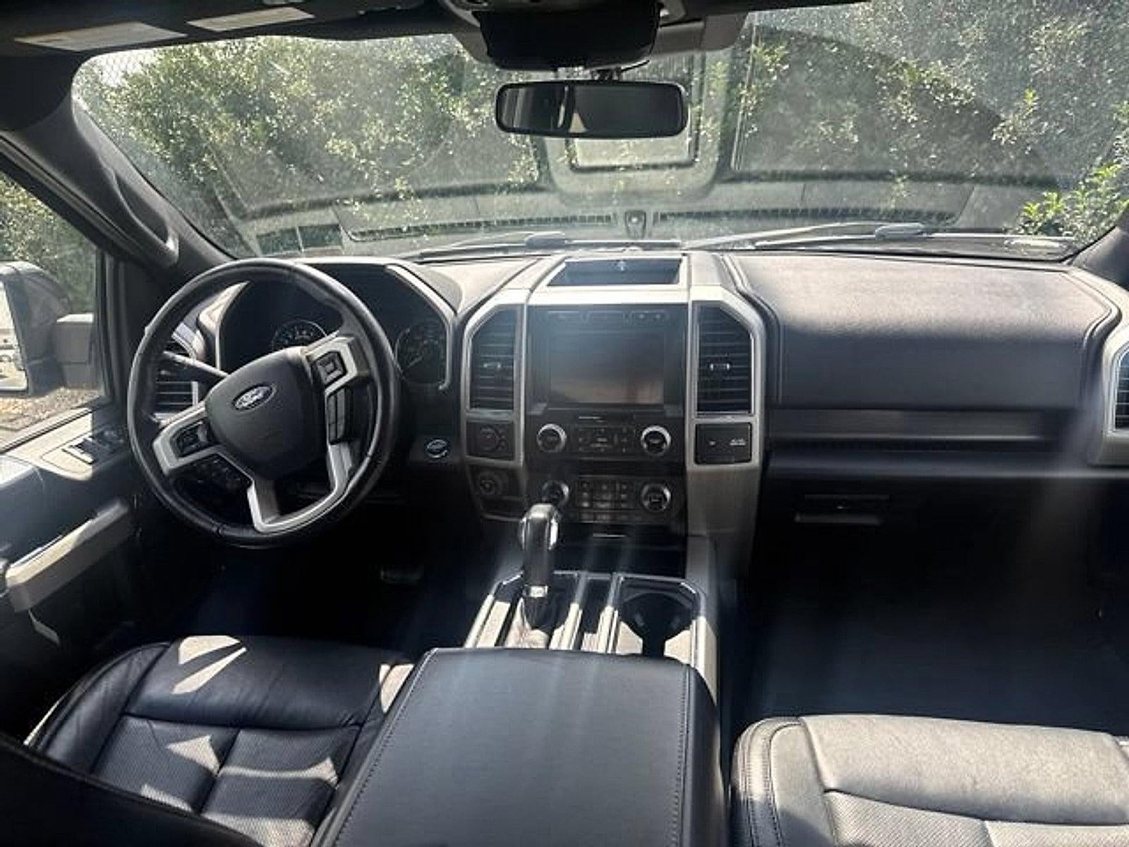 2020 Ford F-150 LARIAT 4WD SuperCrew 5.5' Box