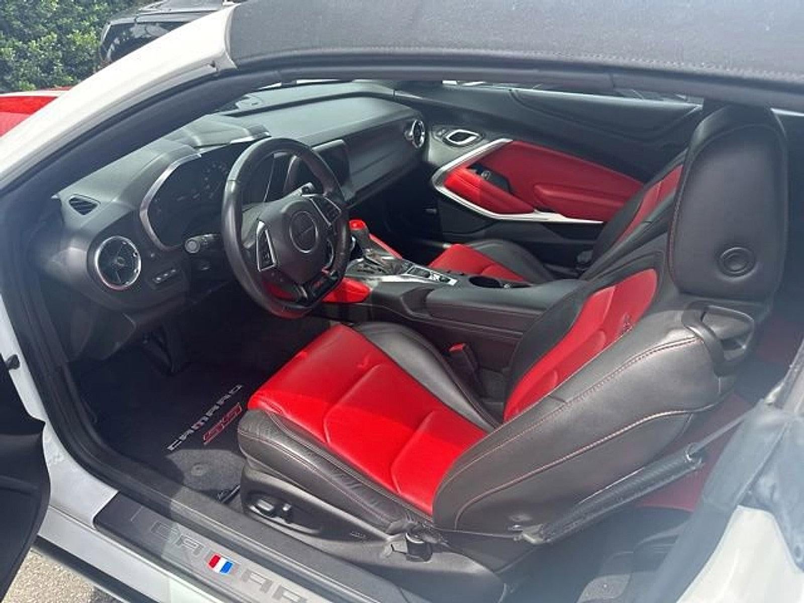 2018 Chevrolet Camaro 2dr Convertible 2SS