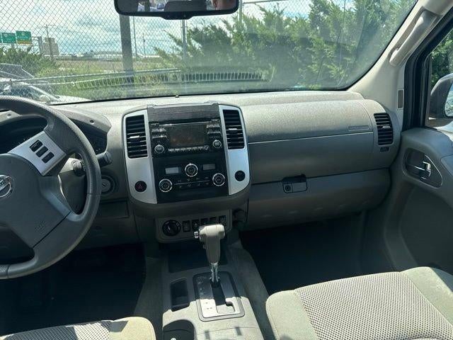 2014 Nissan Frontier 4WD Crew Cab SWB Auto SV