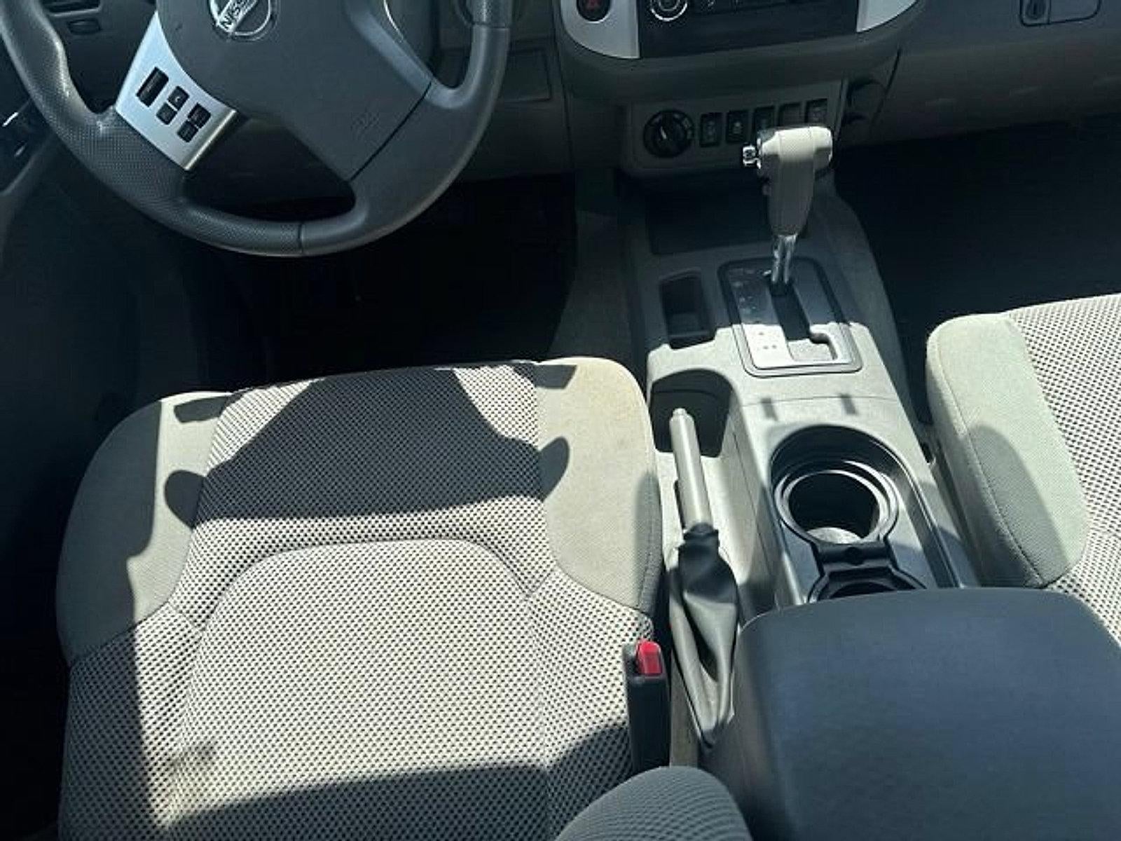 2014 Nissan Frontier 4WD Crew Cab SWB Auto SV