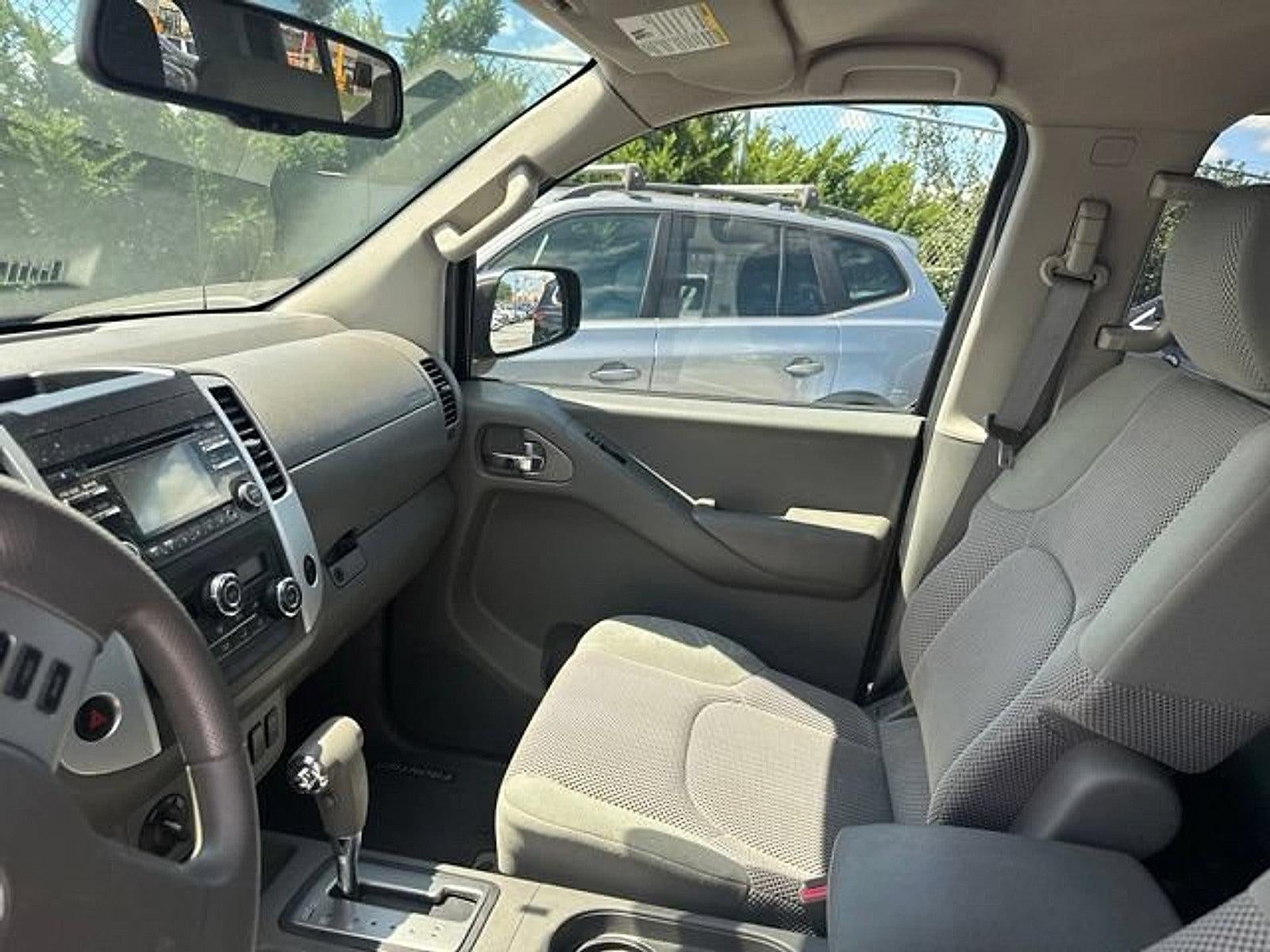 2014 Nissan Frontier 4WD Crew Cab SWB Auto SV