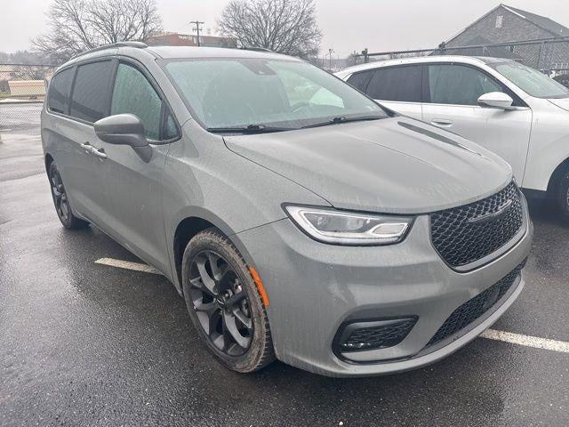 2022 Chrysler Pacifica Touring L FWD