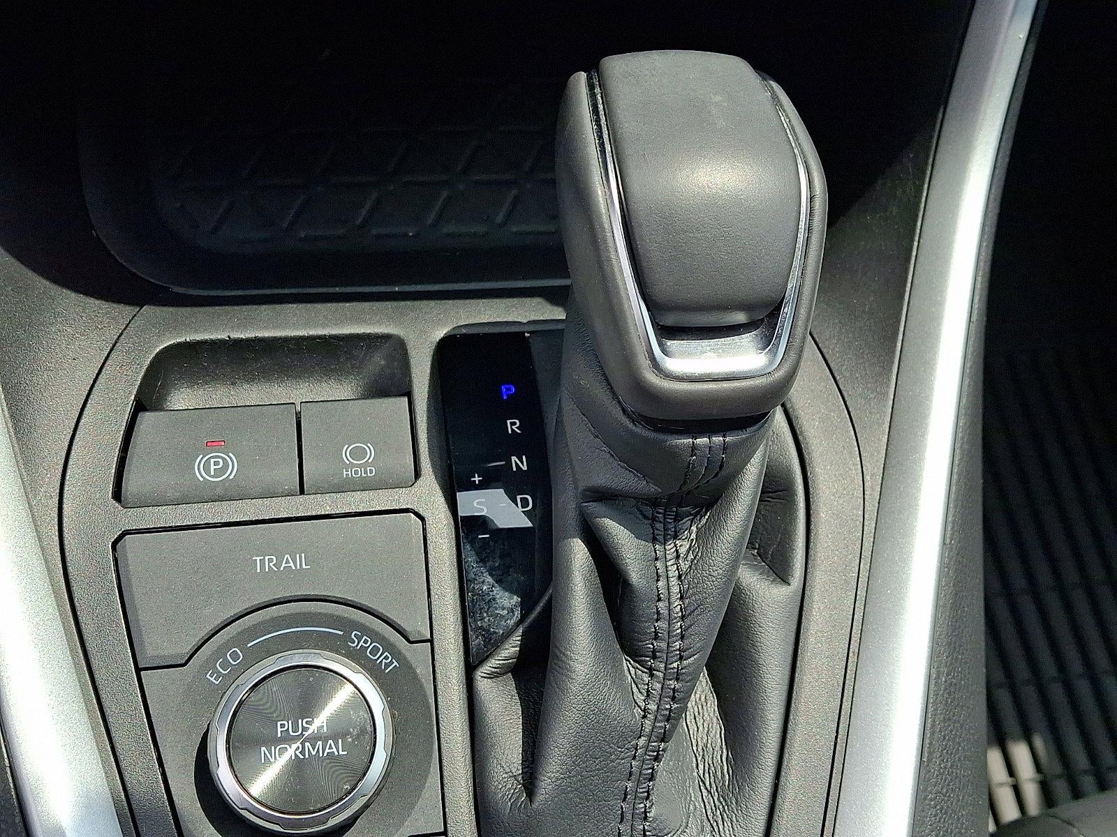 2023 Toyota RAV4 Hybrid XSE AWD (Natl)