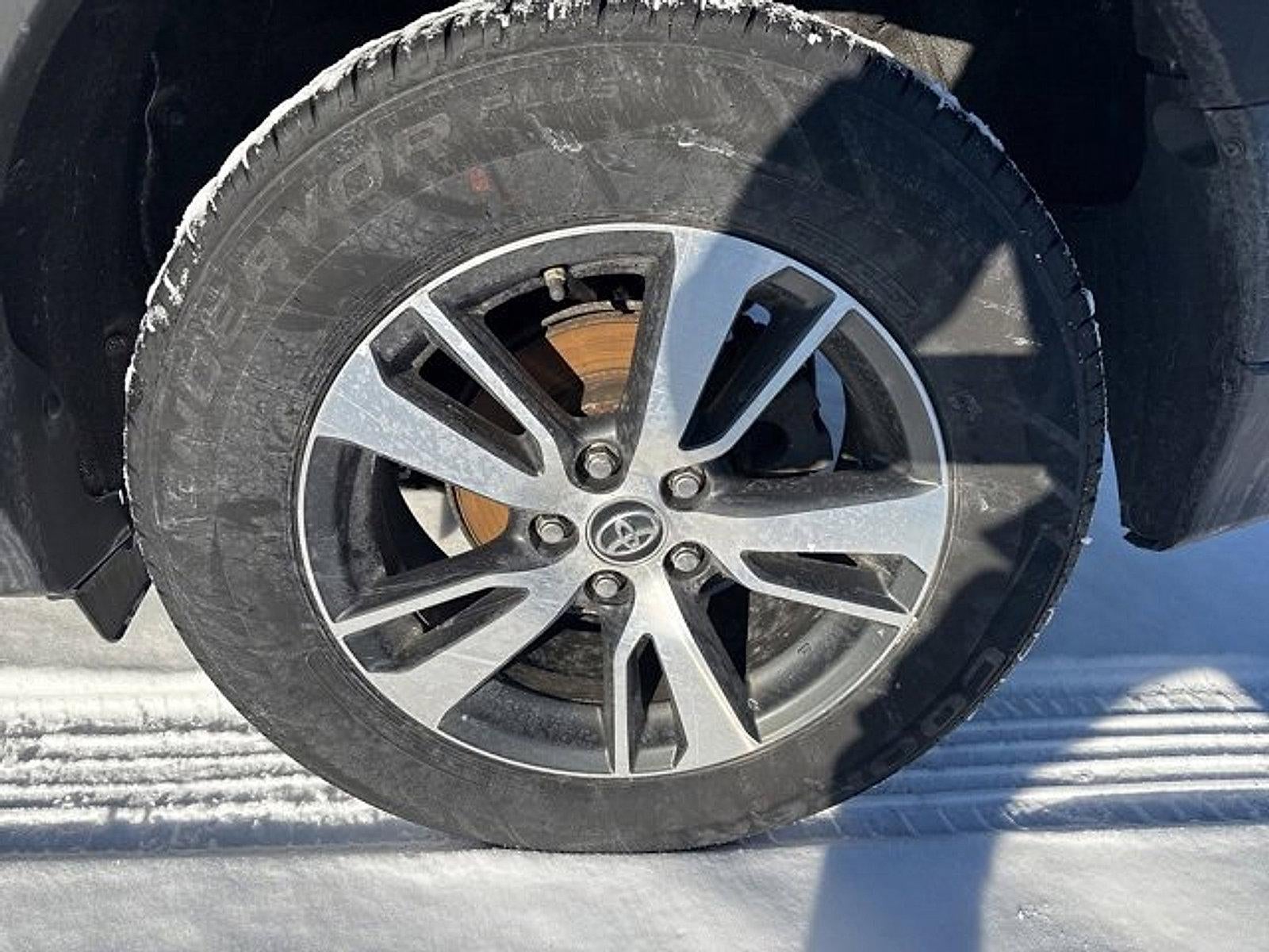 2018 Toyota RAV4 XLE AWD (Natl)