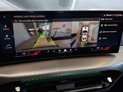 2025 BMW 330i xDrive Sedan