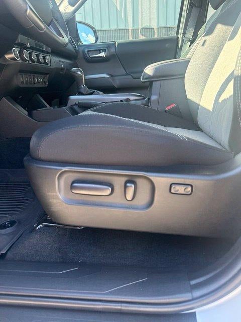2023 Toyota Tacoma 4WD 4WD TRD Sport Double Cab 5' Bed V6 AT (Natl)