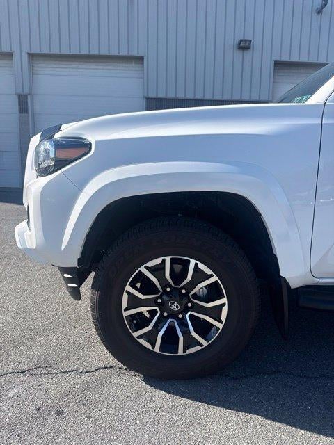 2023 Toyota Tacoma 4WD 4WD TRD Sport Double Cab 5' Bed V6 AT (Natl)